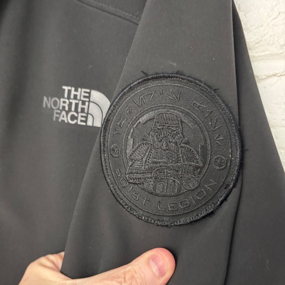 The North Face Apex Bionic 3 Windwall Softshell jacket w/ 501st Legion patch - Picture 4 of 5